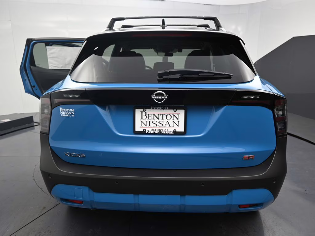 2026 Arctic Ice Blue/Black Nissan Kicks SR FWD SUV