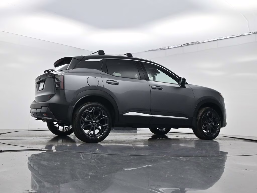 2026 Gun Metallic/Super Black Nissan Kicks SR FWD SUV
