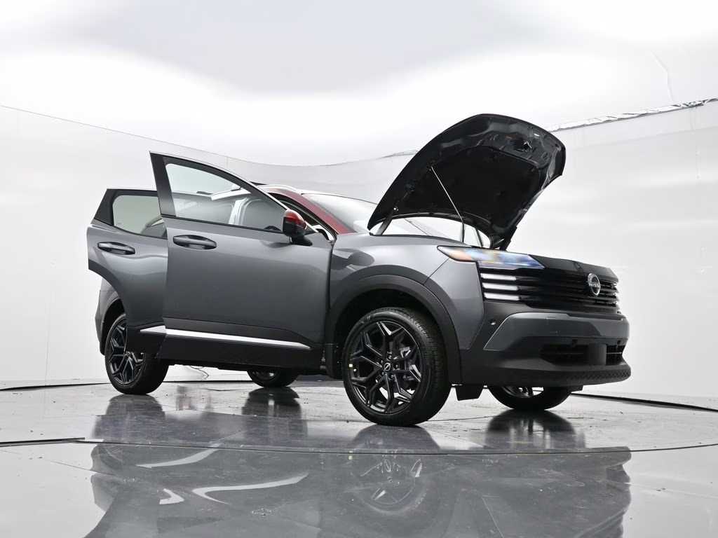 2026 Gun Metallic/Scarlet Ember Tintcoat Nissan Kicks SR FWD SUV