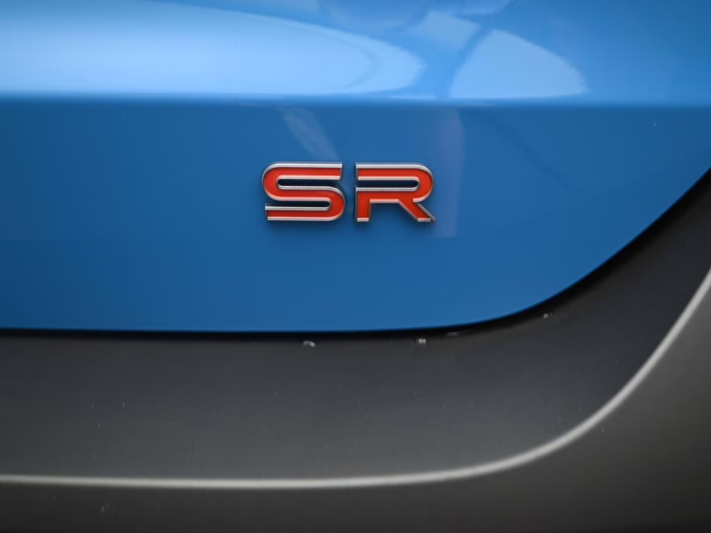 2026 Arctic Ice Blue/Black Nissan Kicks SR FWD SUV