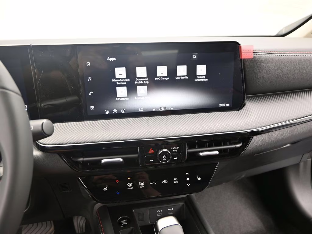 2026 Super Black Nissan Kicks SR FWD SUV