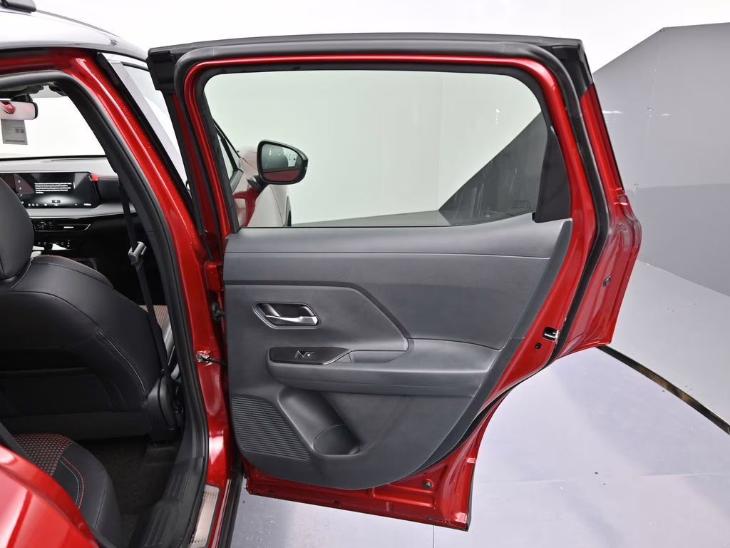 2026 Scarlet Ember/Super Black Nissan Kicks SR FWD SUV