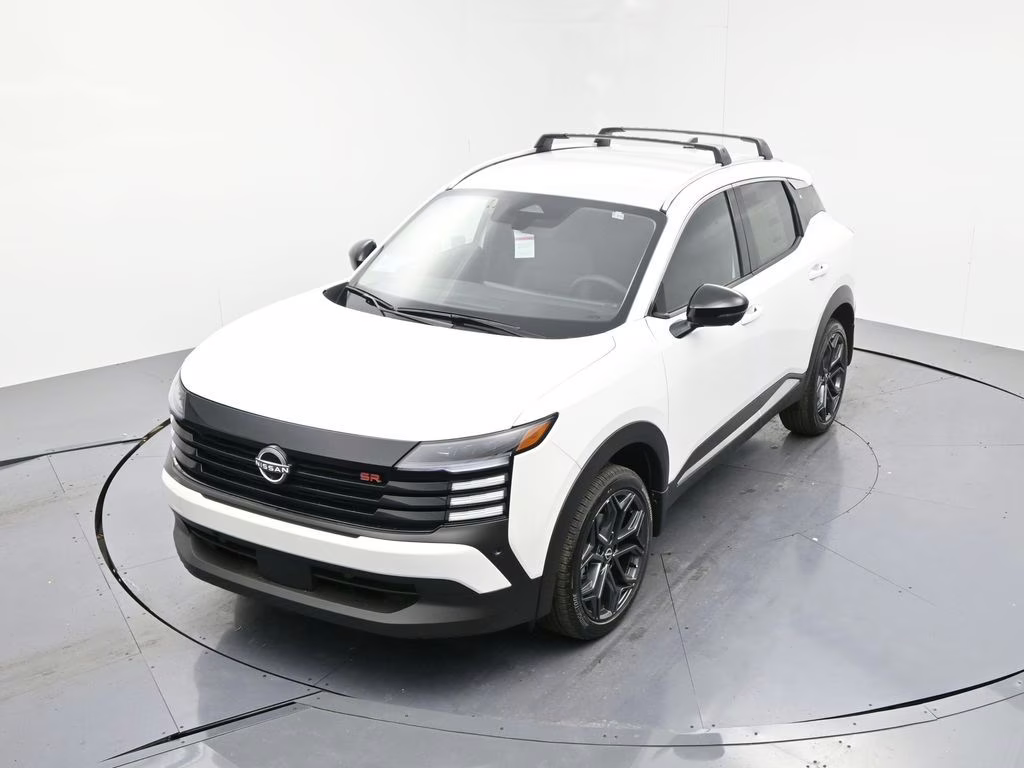 2026 Aspen White Tricoat Nissan Kicks SR FWD SUV