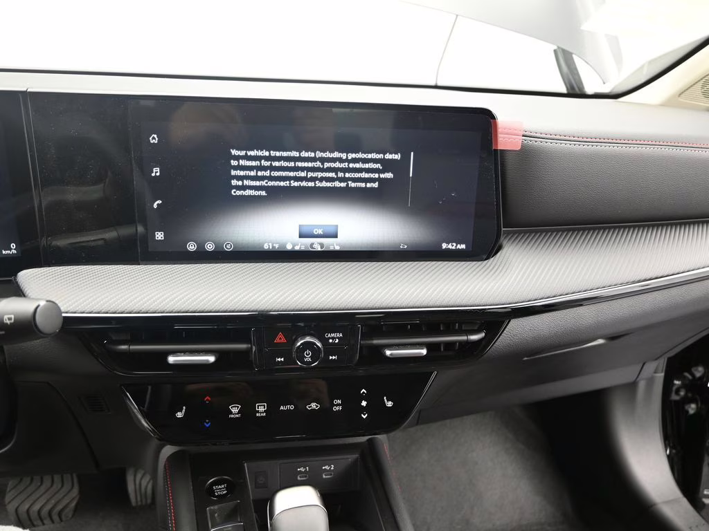 2026 Super Black Nissan Kicks SR FWD SUV