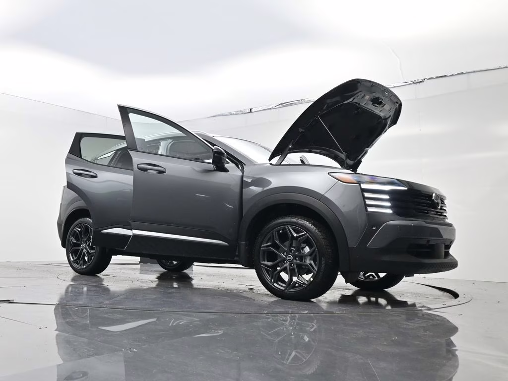 2026 Gun Metallic Nissan Kicks SR FWD SUV