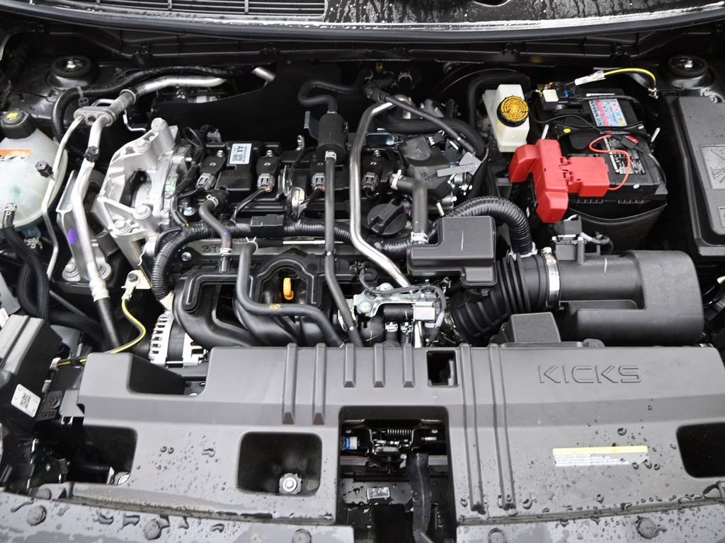 2026 Gun Metallic Nissan Kicks SR FWD SUV