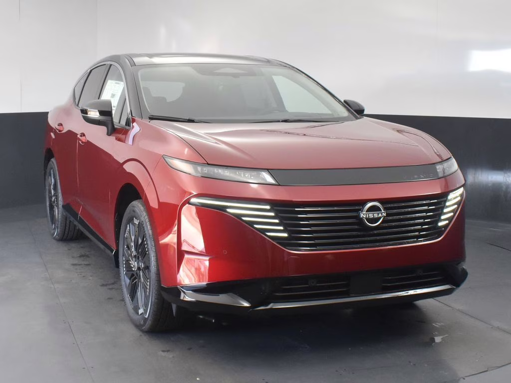 2025 Scarlet Ember Tintcoat/Super Black Nissan Murano Platinum AWD SUV