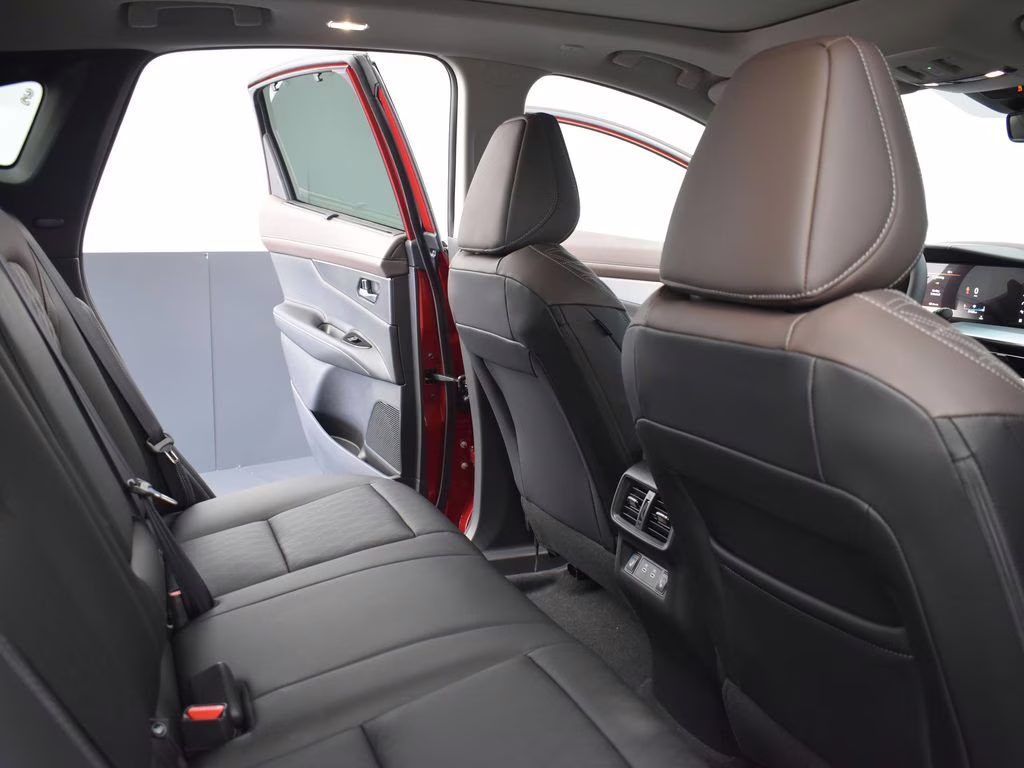 2025 Scarlet Ember Tintcoat/Super Black Nissan Murano Platinum AWD SUV