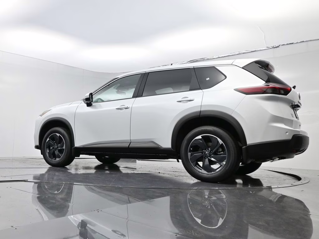 2026 Everest White Pearl Tricoat Nissan Rogue SV FWD SUV