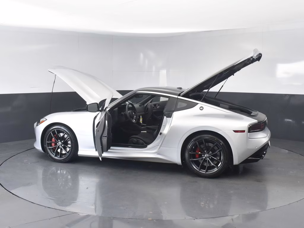 2025 Brilliant Silver/Super Black Nissan Z Performance RWD Coupe