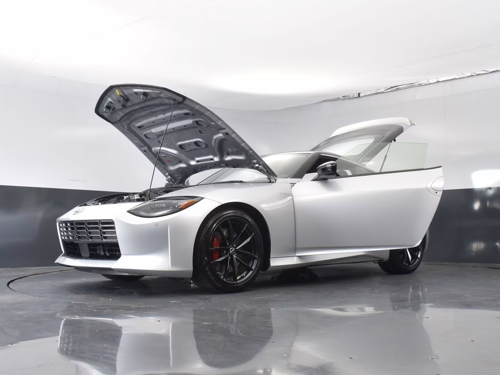2025 Brilliant Silver/Super Black Nissan Z Performance RWD Coupe
