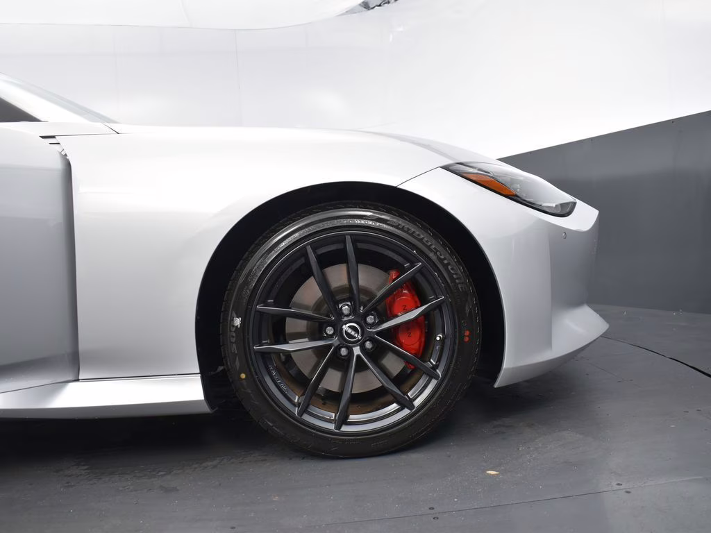 2025 Brilliant Silver/Super Black Nissan Z Performance RWD Coupe