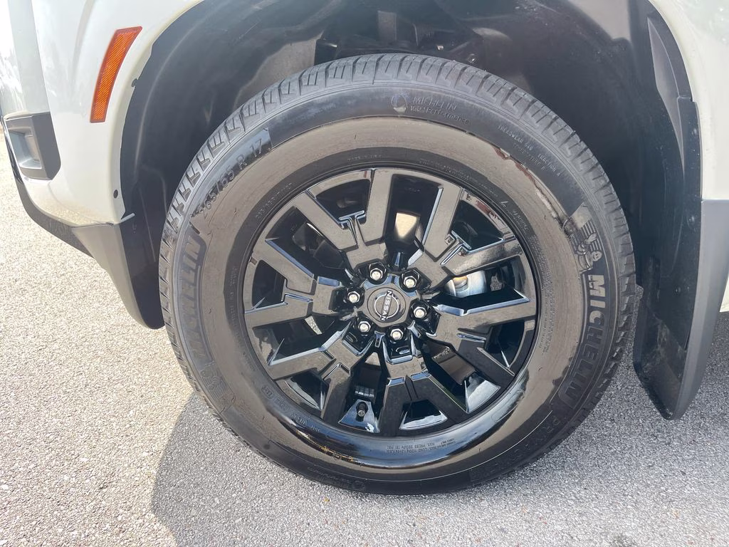 2026 Glacier White Nissan Frontier SV RWD Truck