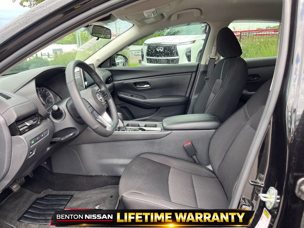 2025 Super Black Nissan Sentra SV FWD Sedan