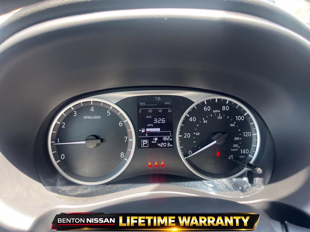 2025 Super Black Nissan Kicks Play S FWD SUV