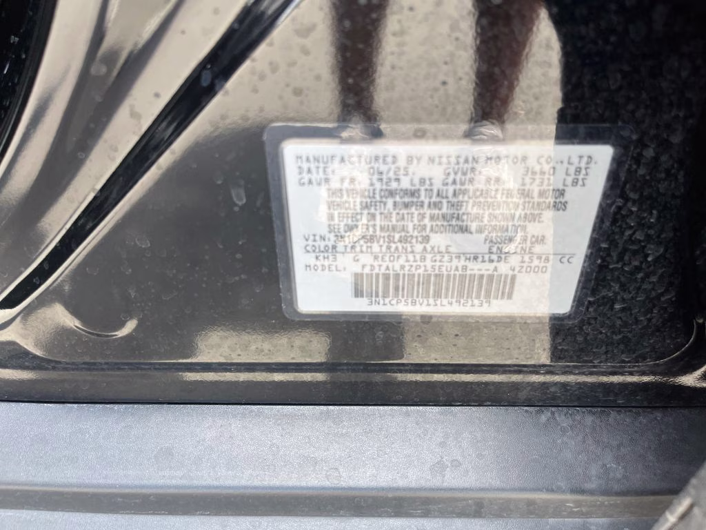 2025 Super Black Nissan Kicks Play S FWD SUV