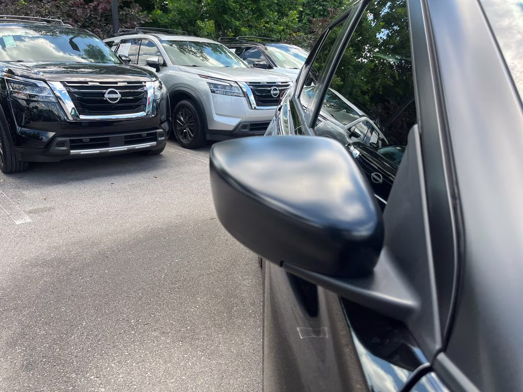 2025 Super Black Nissan Kicks Play S FWD SUV