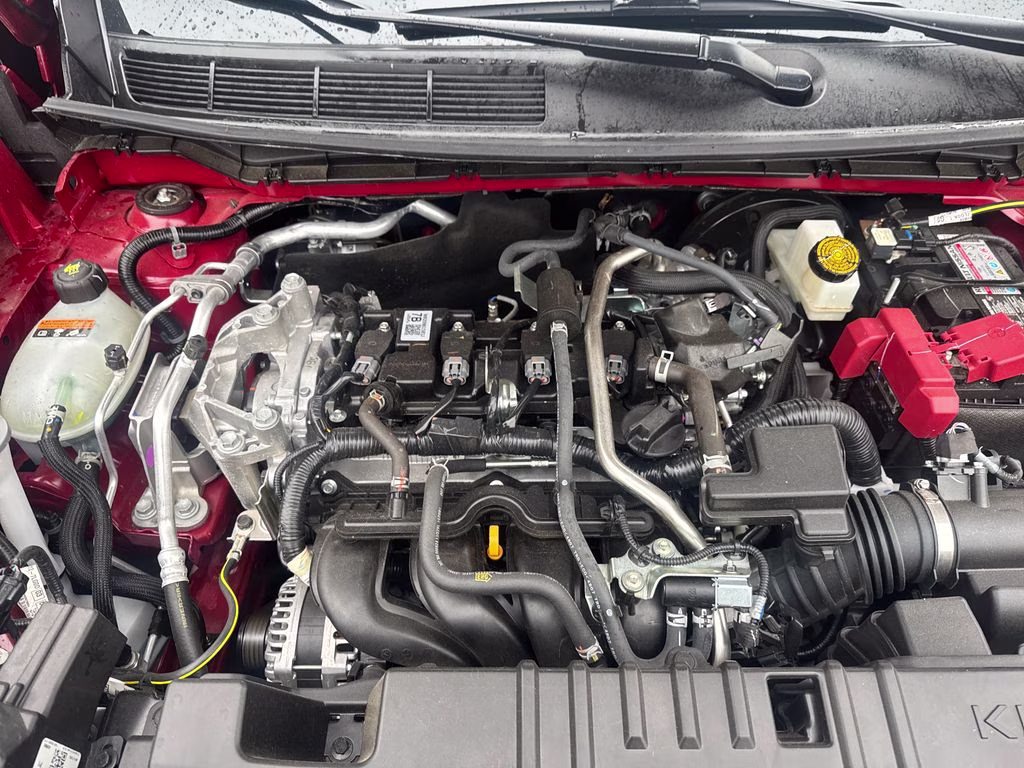 2025 Scarlet Ember Tintcoat/Super Black Nissan Kicks SV AWD SUV