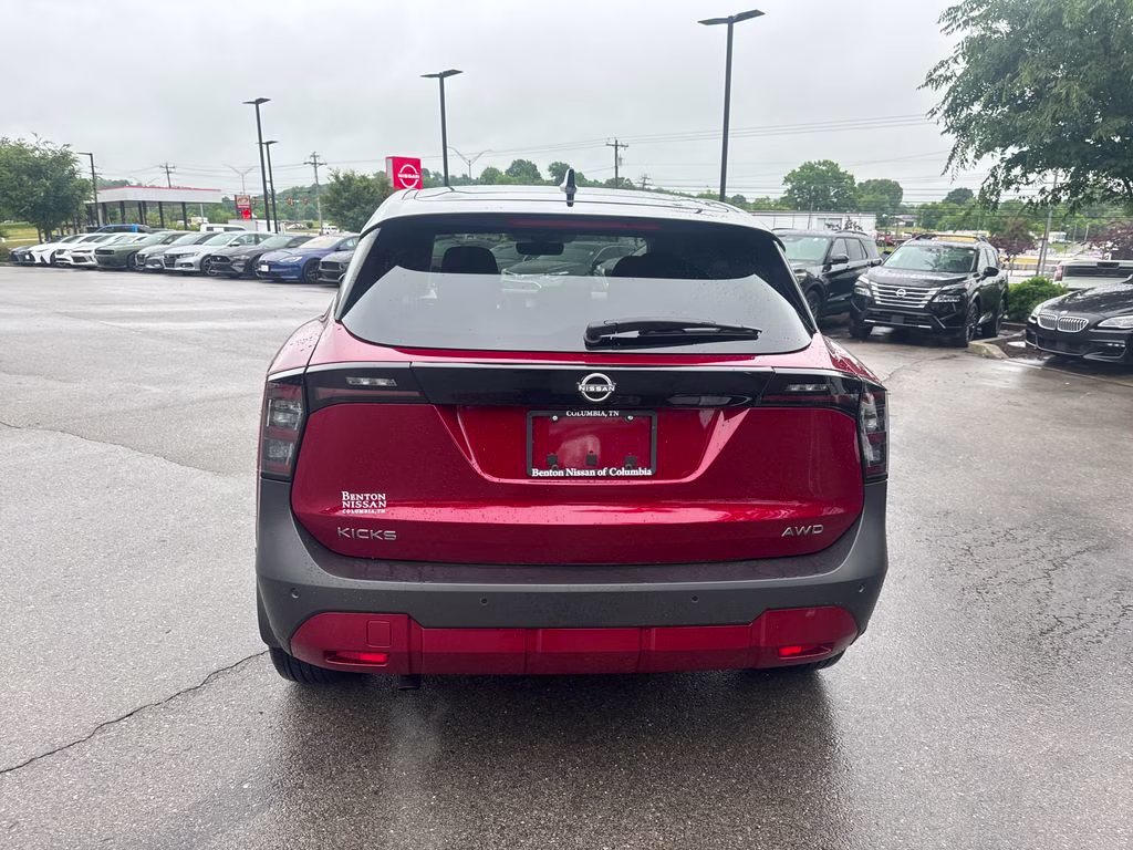 2025 Scarlet Ember Tintcoat/Super Black Nissan Kicks SV AWD SUV