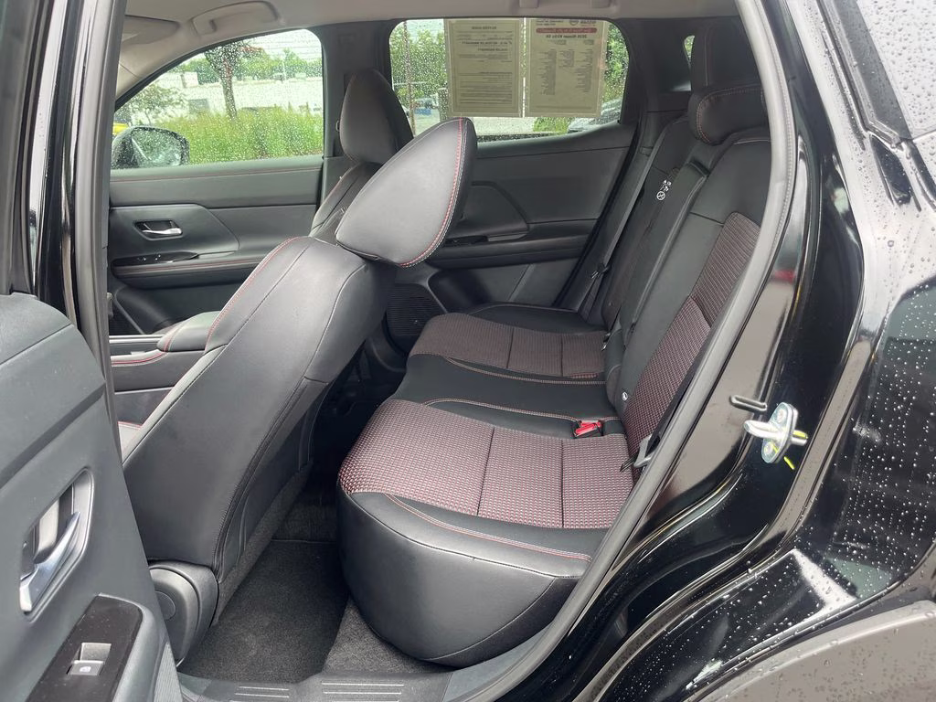2026 Super Black Nissan Kicks SR FWD SUV