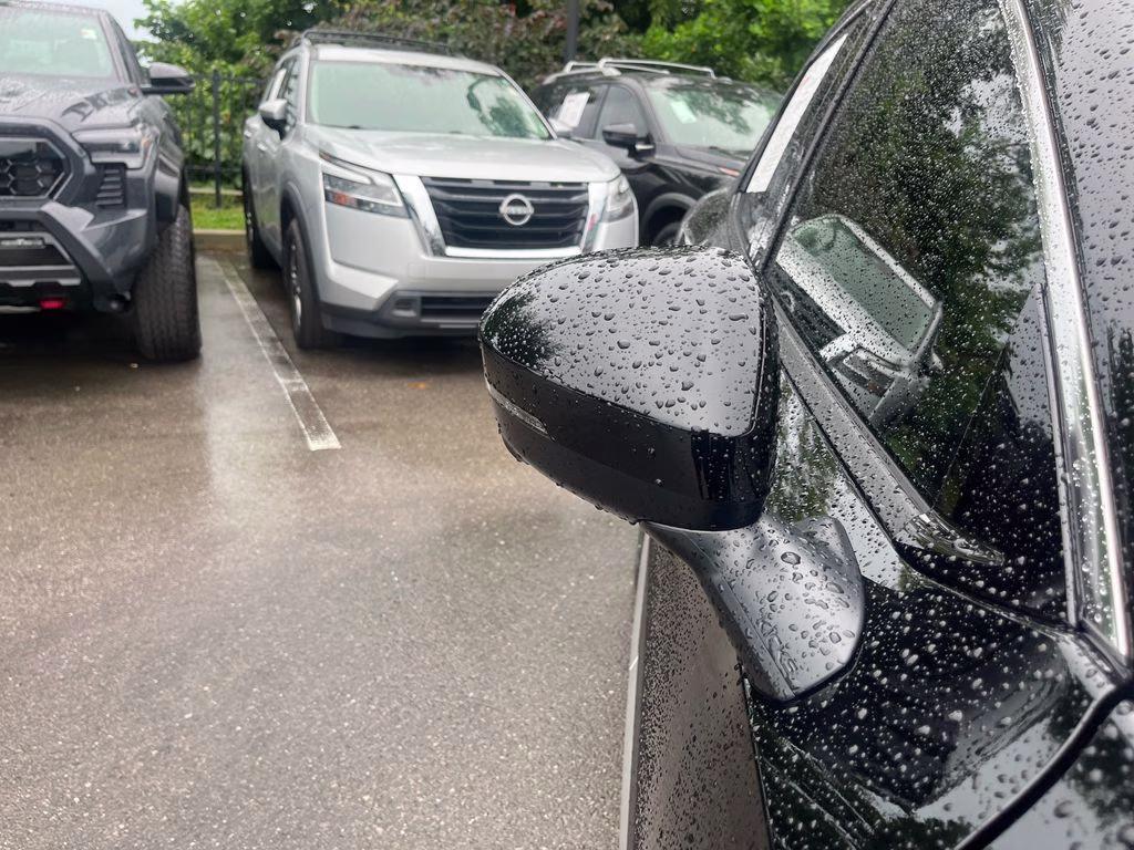 2026 Super Black Nissan Kicks SR FWD SUV