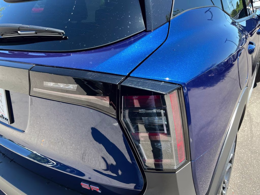 2025 Deep Blue Pearl/Gun Metallic Nissan Kicks SR FWD SUV