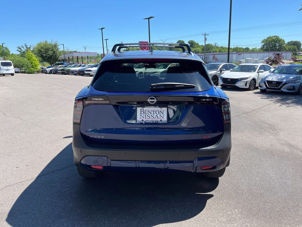 2025 Deep Blue Pearl/Gun Metallic Nissan Kicks SR FWD SUV