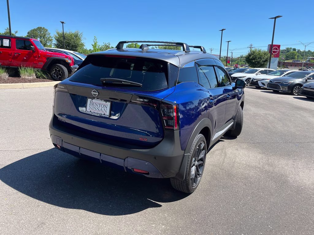 2025 Deep Blue Pearl/Gun Metallic Nissan Kicks SR FWD SUV