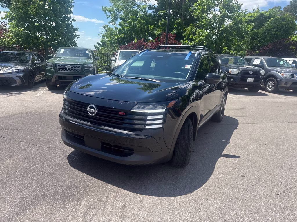2025 Super Black Nissan Kicks SR FWD SUV