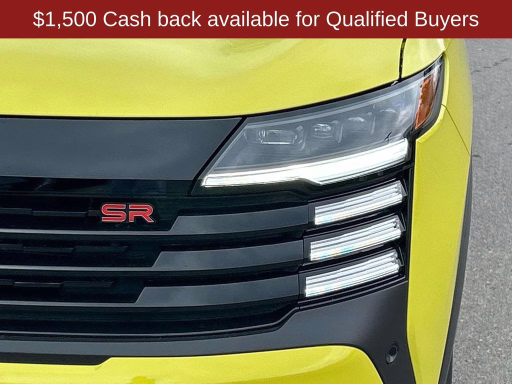 2026 Yuzu Yellow/Super Black Nissan Kicks SR FWD SUV