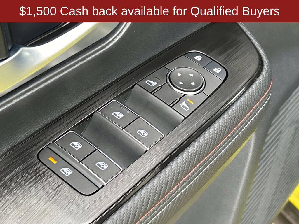 2026 Yuzu Yellow/Super Black Nissan Kicks SR FWD SUV