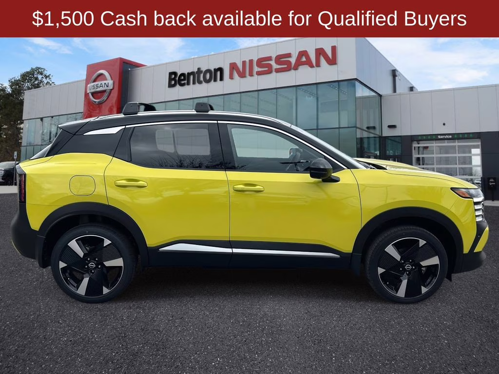 2026 Yuzu Yellow/Super Black Nissan Kicks SR FWD SUV