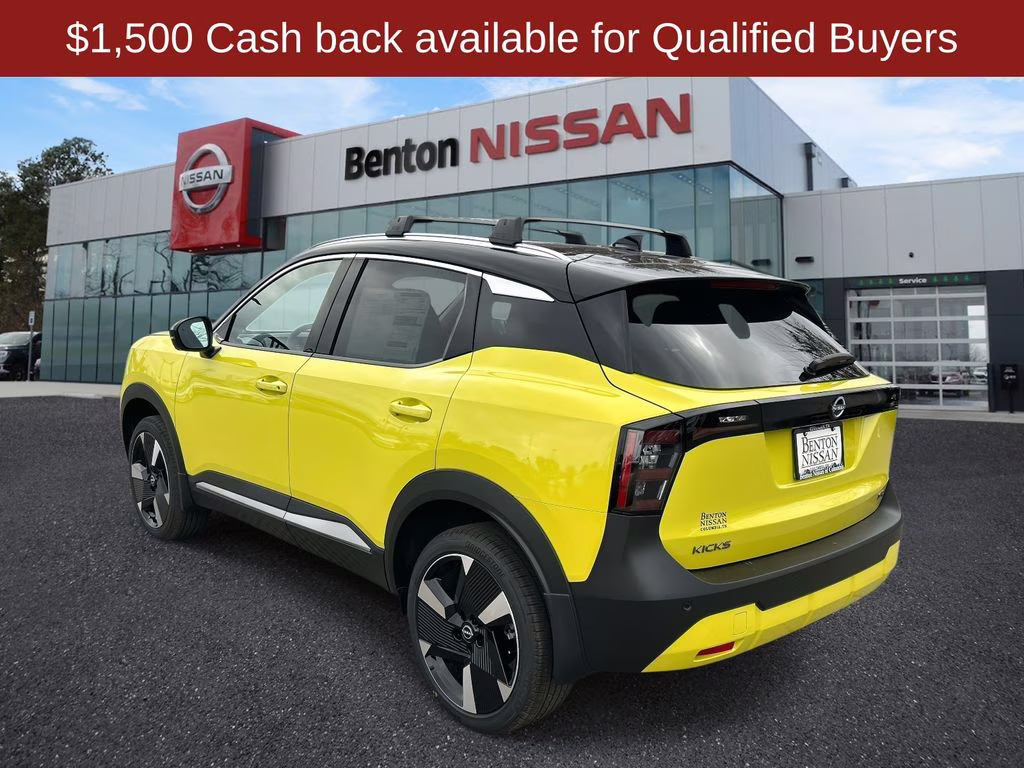 2026 Yuzu Yellow/Super Black Nissan Kicks SR FWD SUV
