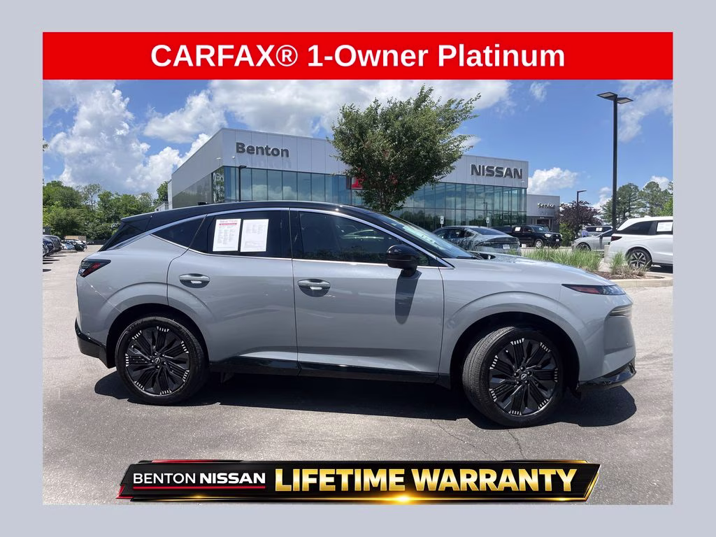 2025 Boulder Gray Pearl/Super Black Nissan Murano Platinum AWD SUV