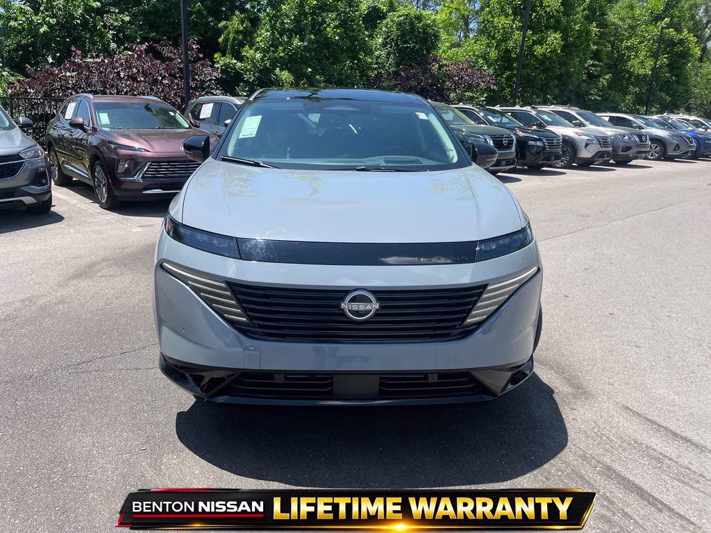 2025 Boulder Gray Pearl/Super Black Nissan Murano Platinum AWD SUV
