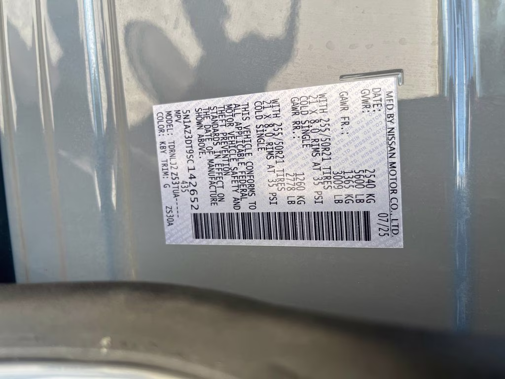 2025 Boulder Gray Pearl/Super Black Nissan Murano Platinum AWD SUV