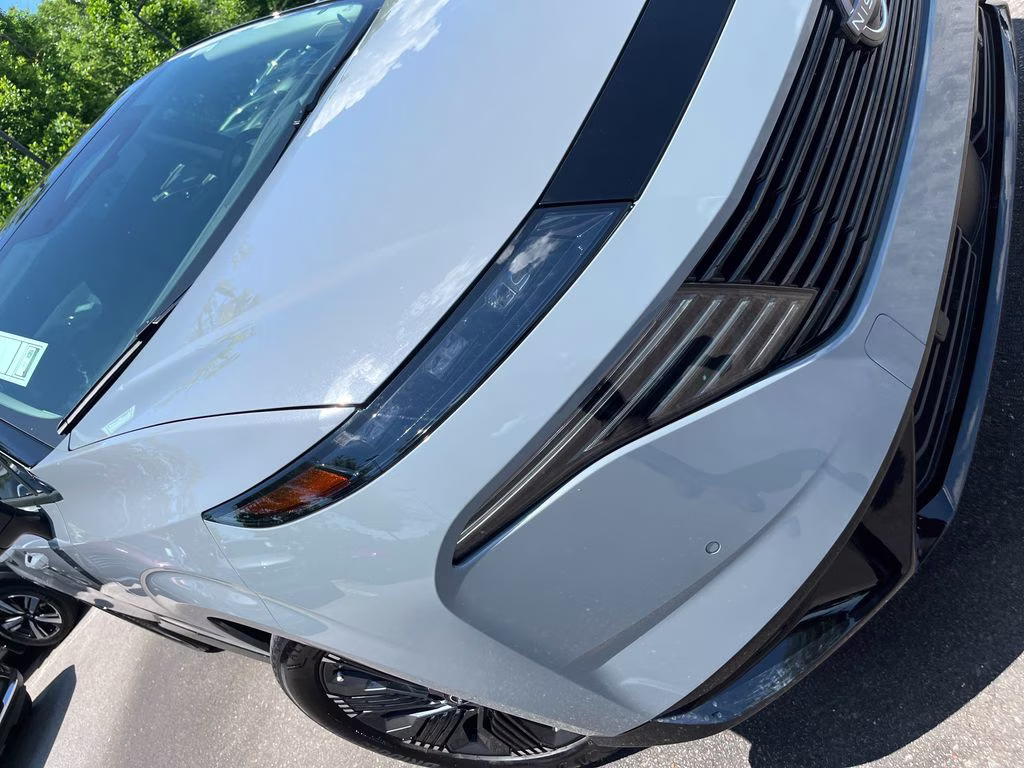 2025 Boulder Gray Pearl/Super Black Nissan Murano Platinum AWD SUV