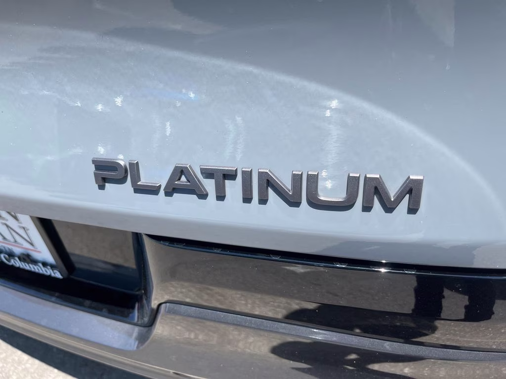 2025 Boulder Gray Pearl/Super Black Nissan Murano Platinum AWD SUV