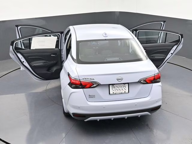2025 Gray Sky Pearl Nissan Versa 1.6 SV FWD Sedan