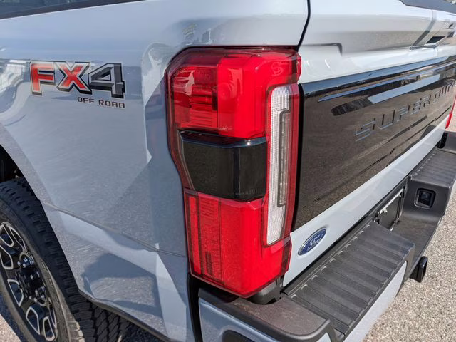 2026 Glacier Gray Metallic TriCoat Ford Super Duty F-350 SRW Platinum 4X4 Truck