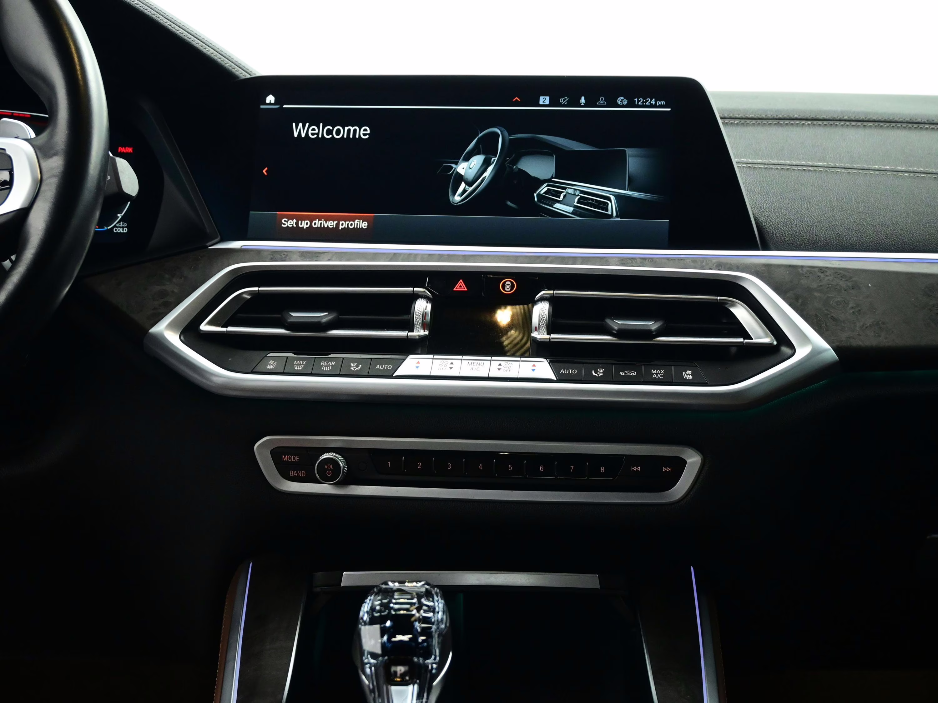 2023 Mineral White Metallic BMW X5 M50i AWD SUV