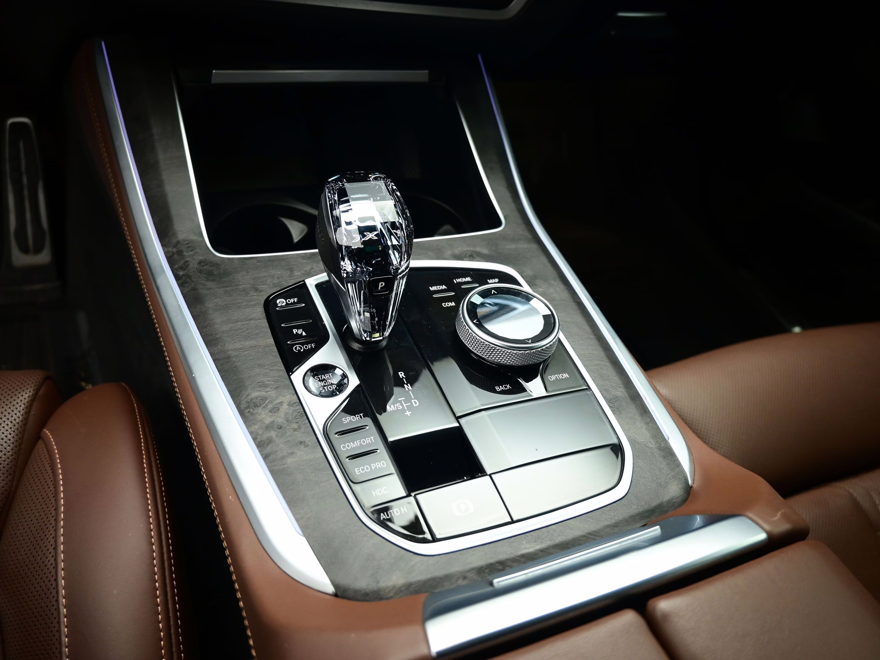 2023 Mineral White Metallic BMW X5 M50i AWD SUV