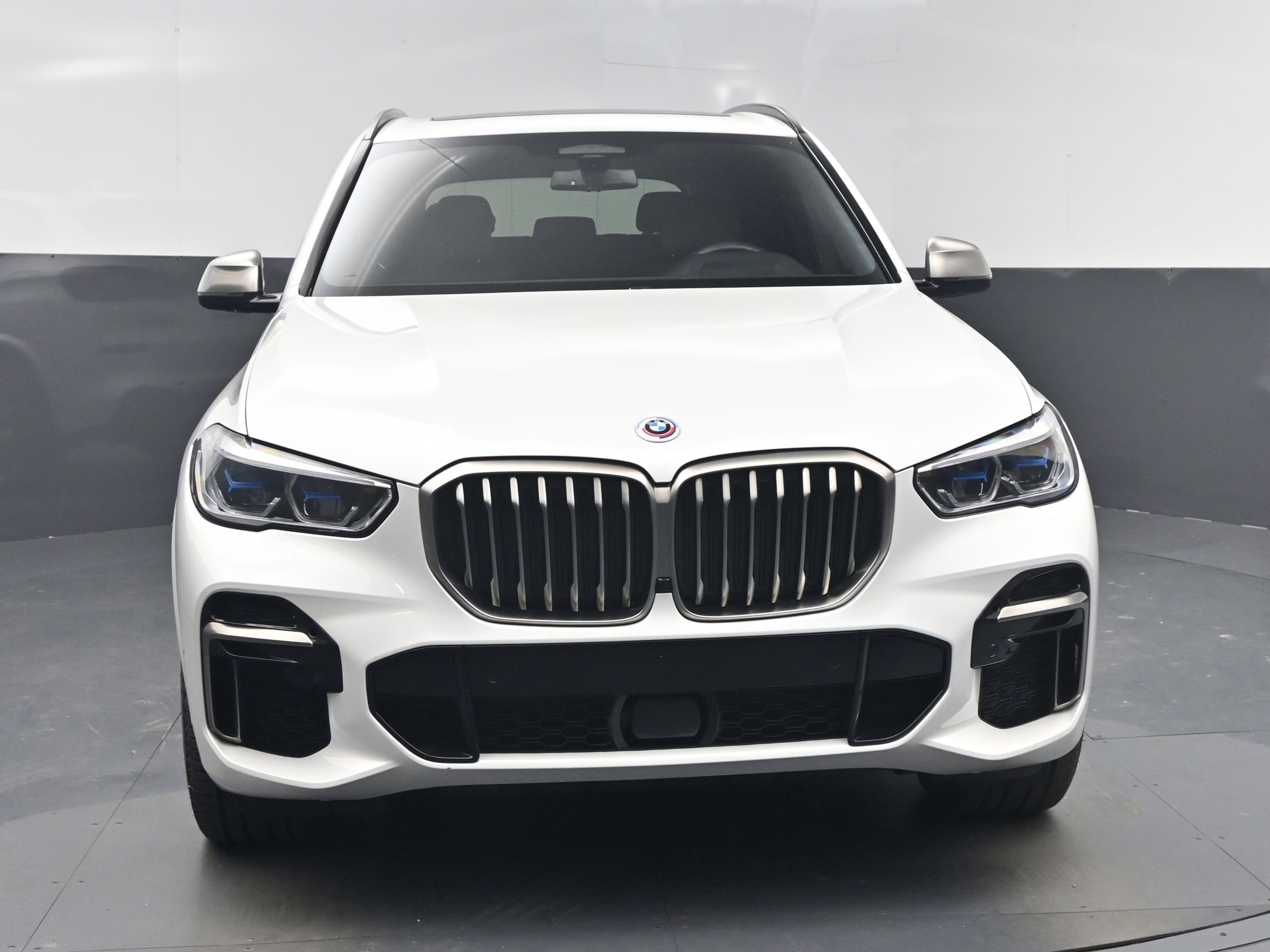 2023 Mineral White Metallic BMW X5 M50i AWD SUV