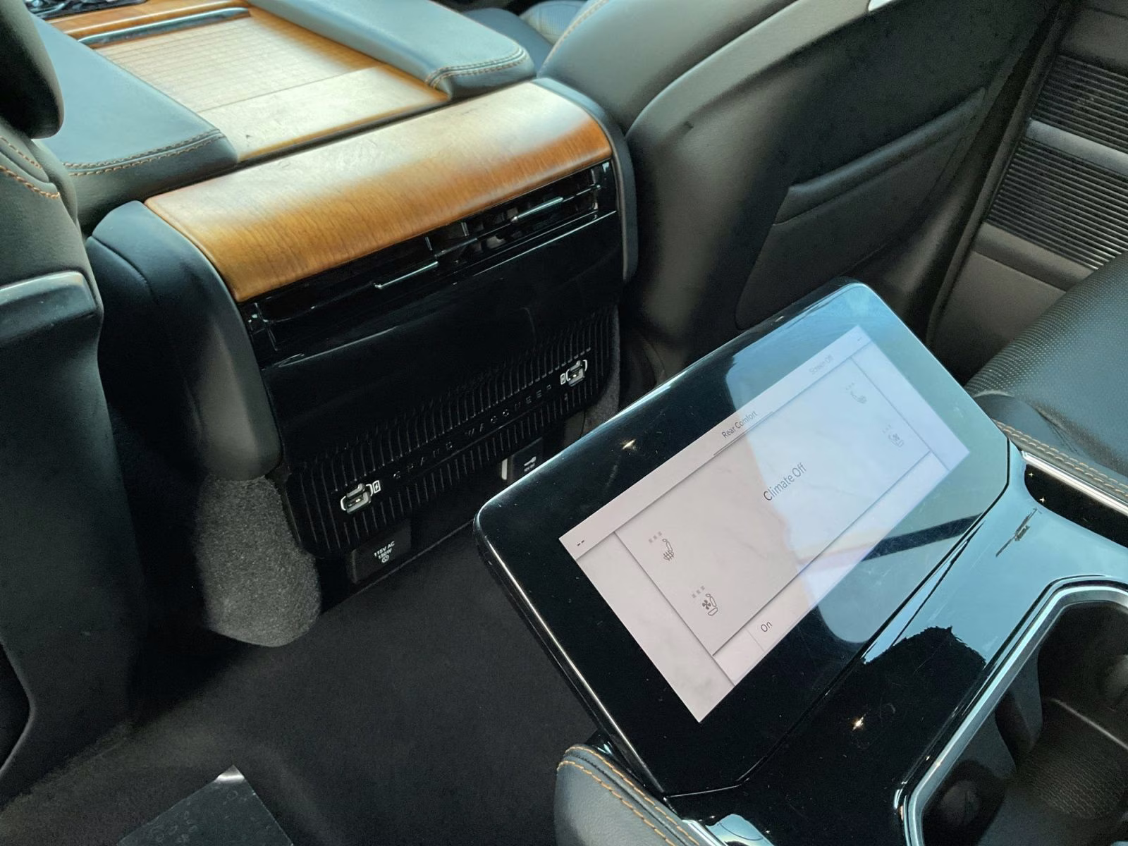 2024 Midnight Sky Jeep Grand Wagoneer L Series III 4X4 SUV