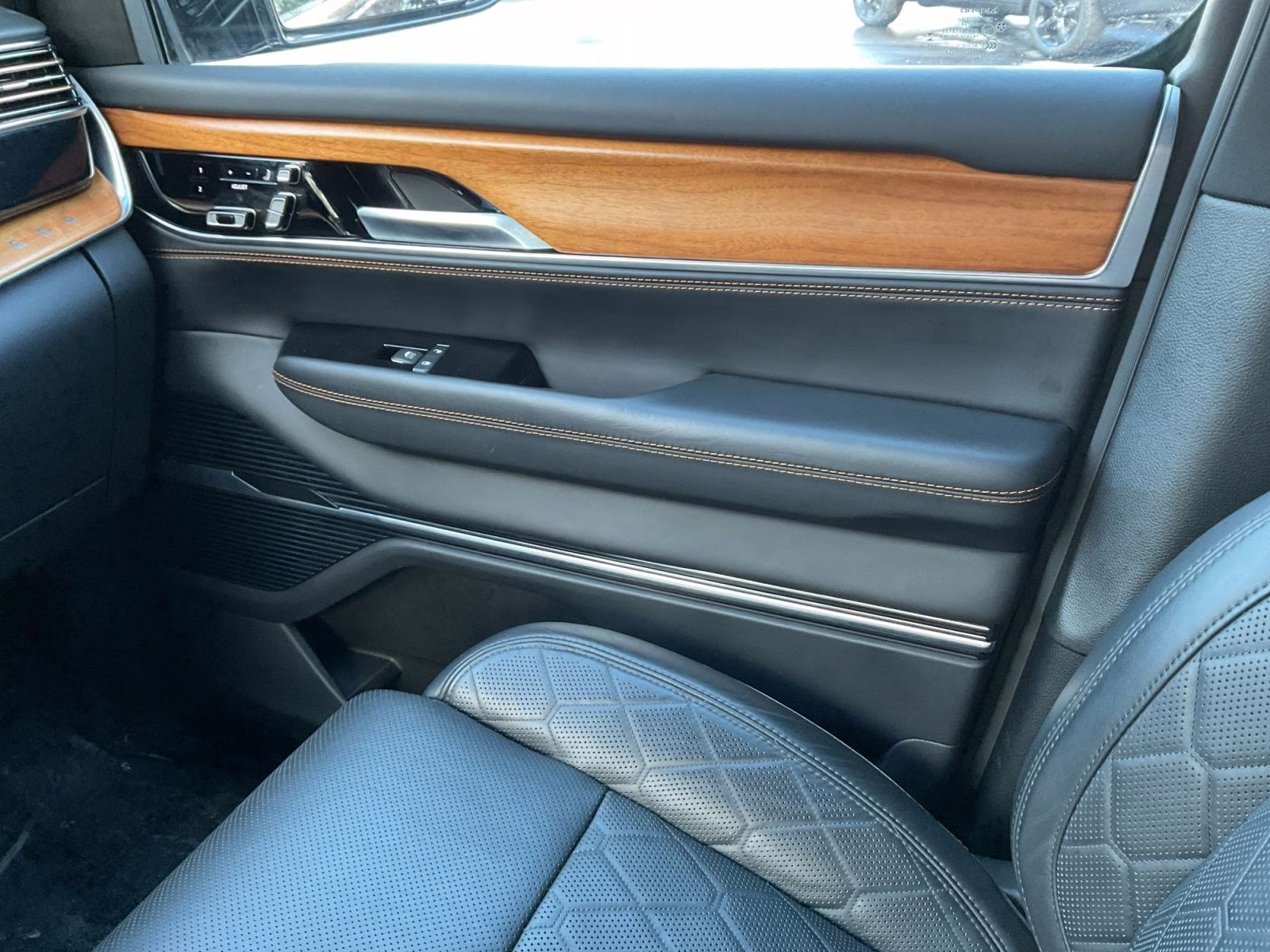 2024 Midnight Sky Jeep Grand Wagoneer L Series III 4X4 SUV