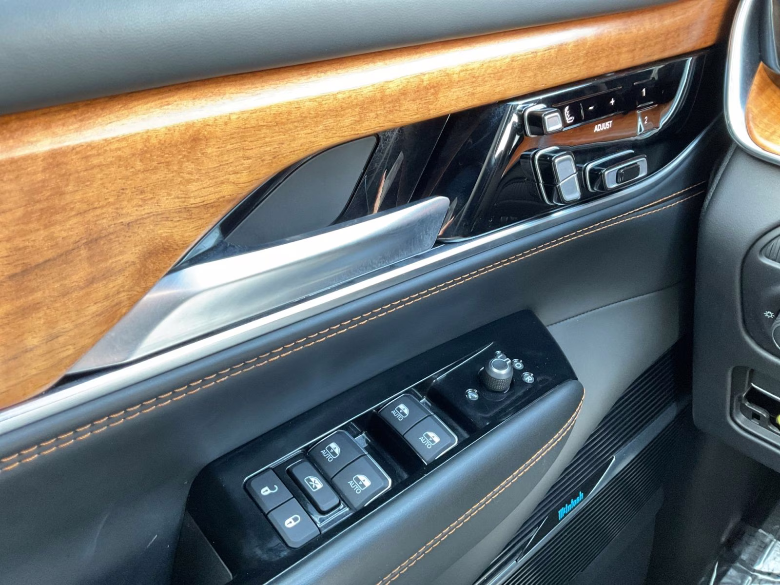 2024 Midnight Sky Jeep Grand Wagoneer L Series III 4X4 SUV