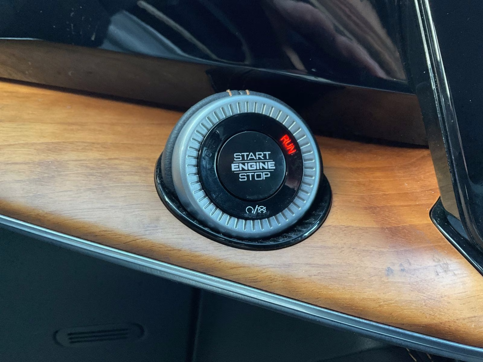 2024 Midnight Sky Jeep Grand Wagoneer L Series III 4X4 SUV