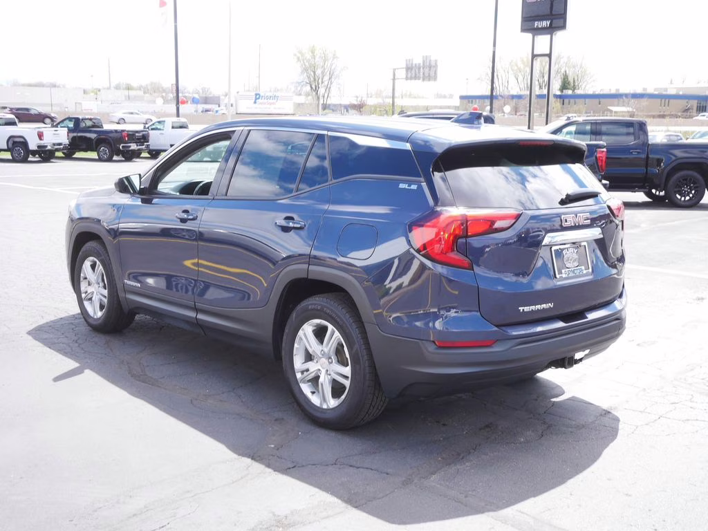2018 Blue Steel Metallic GMC Terrain SLE FWD SUV