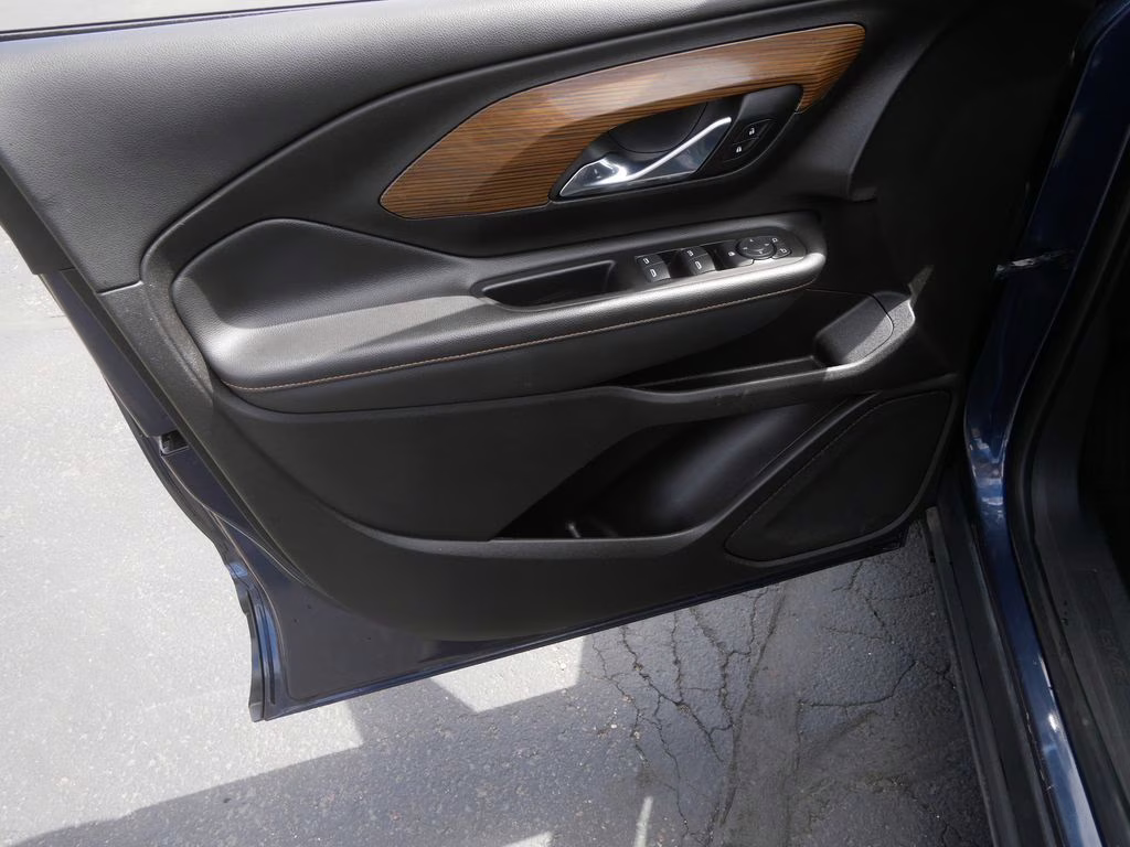 2018 Blue Steel Metallic GMC Terrain SLE FWD SUV
