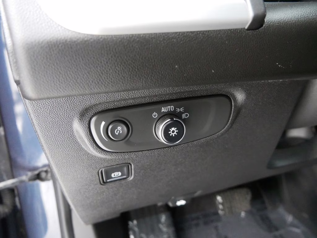 2018 Blue Steel Metallic GMC Terrain SLE FWD SUV